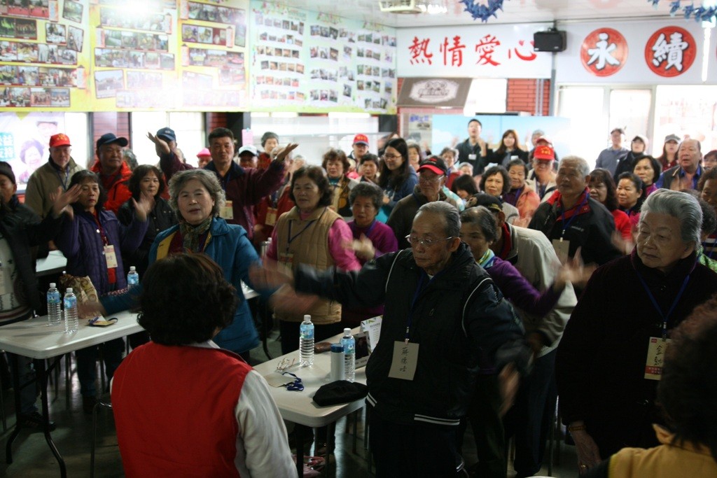 馬興社區超過百位長者出席活動。