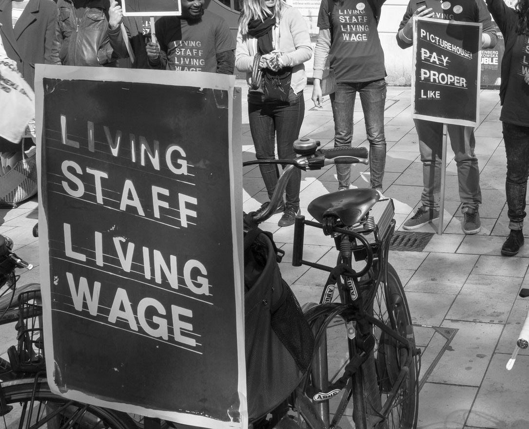 Living-staff-Living-wage-1