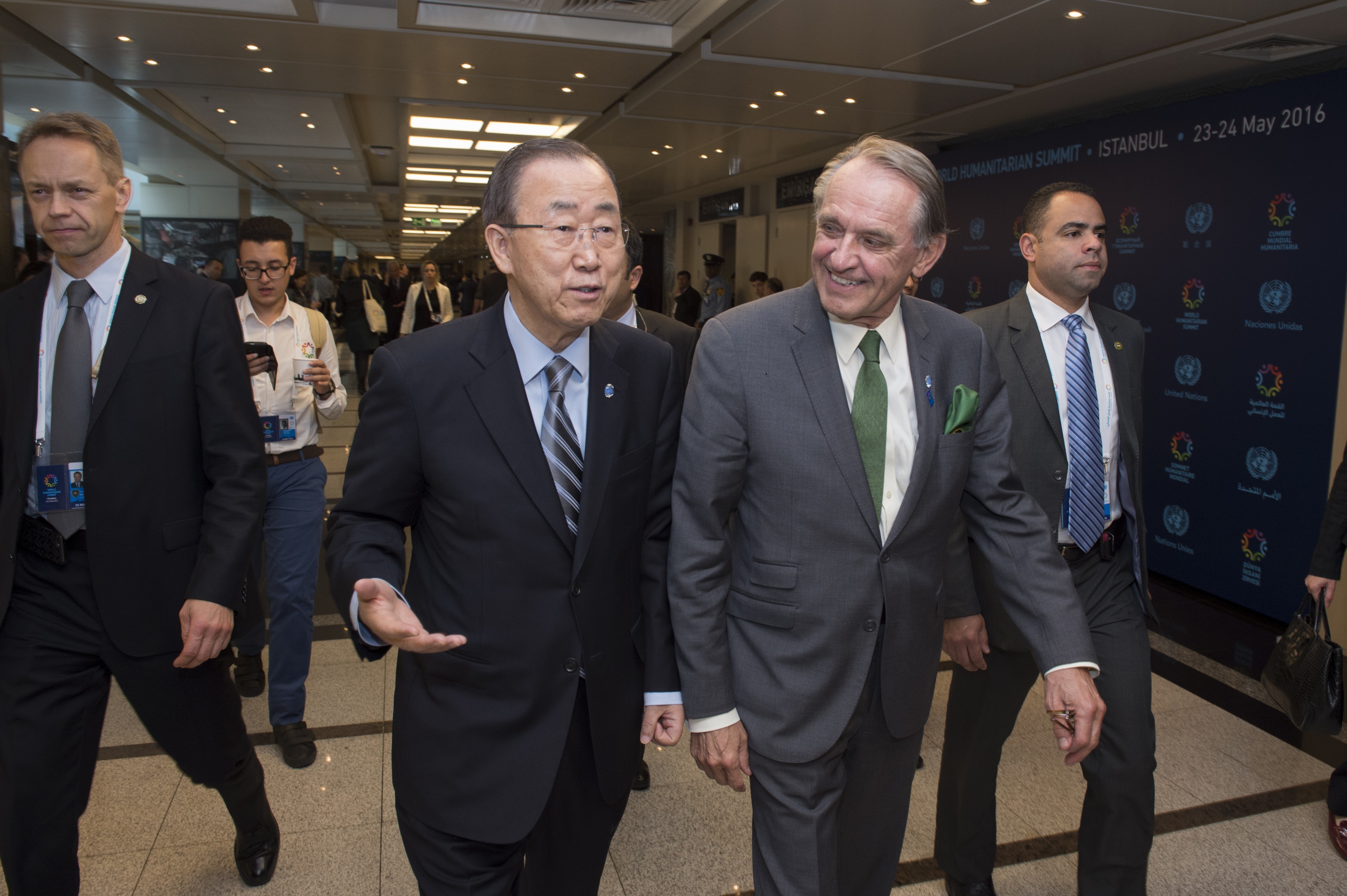 Secretary-General Ban Ki-moon and Deputy Secretary-General Jan Eliasson at the Summit.